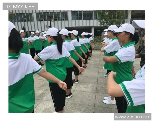 专访攀岩高手陈伟揭秘成功背后的心路历程与训练秘诀 专访攀岩高手陈伟揭秘成功背后的心路历程与训练秘诀